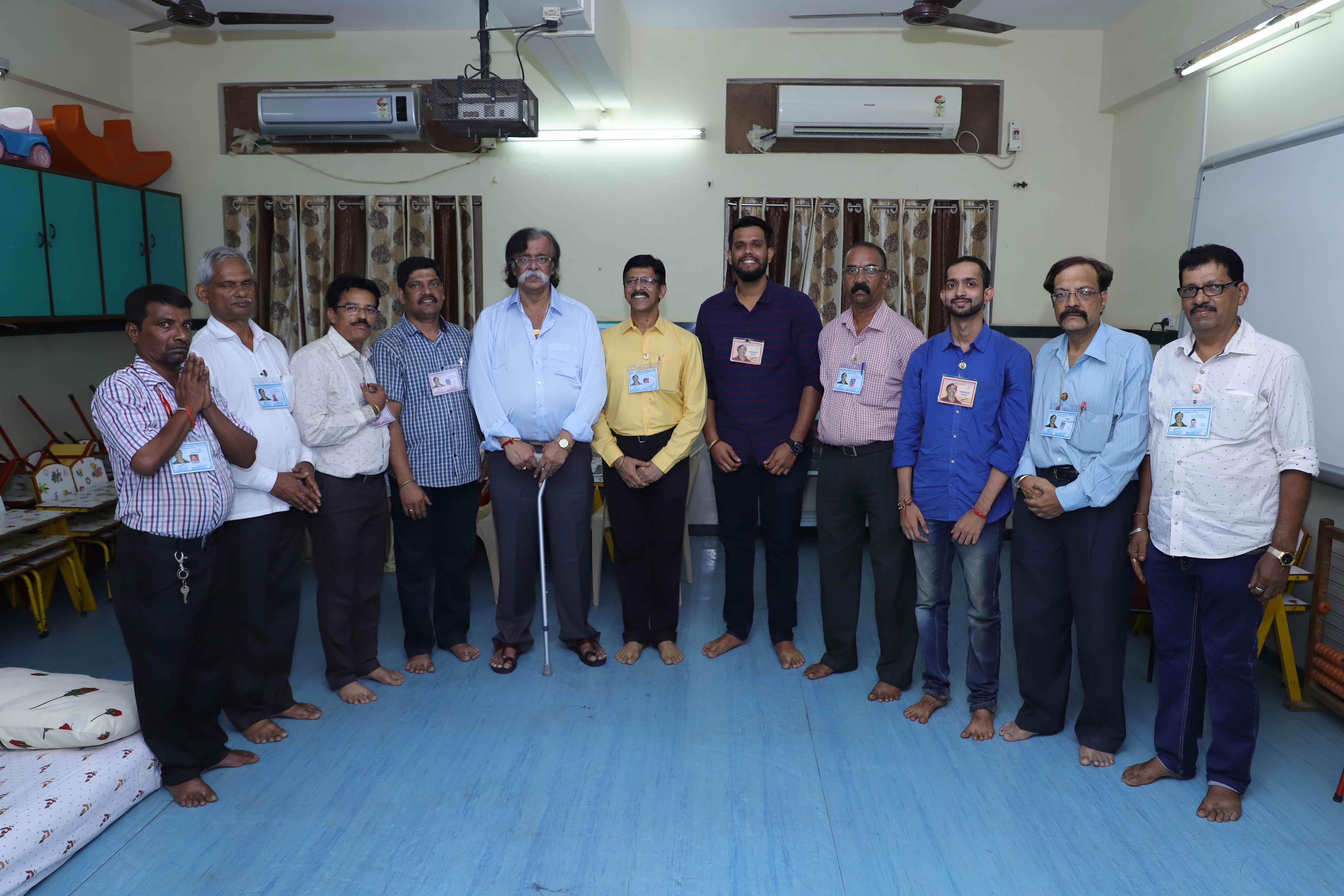 Sadguru Shree Aniruddh Bapu Blessing SSAUT Stores Volunteers