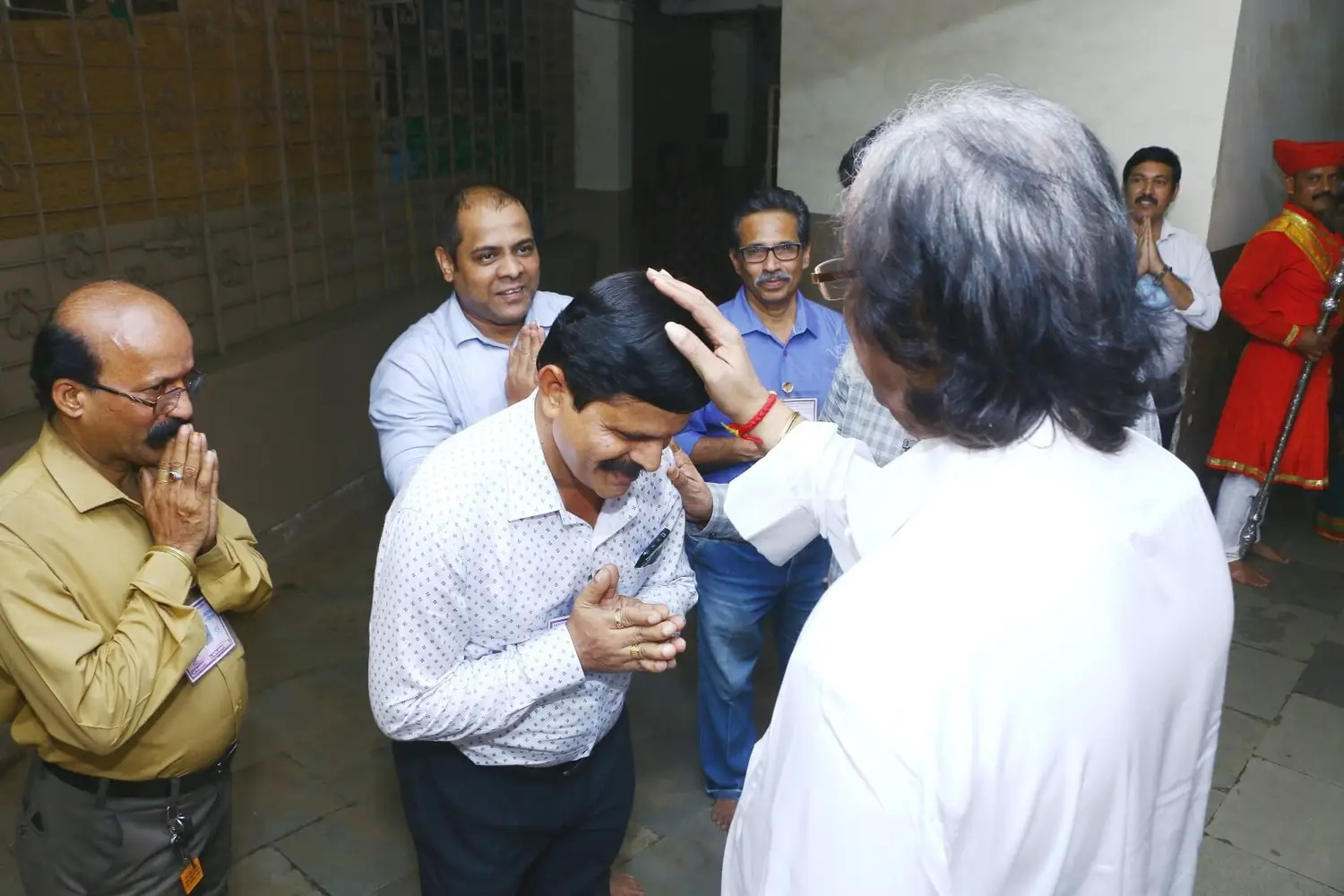 Sadguru Shree Aniruddha Bapu Blessing No Parking Volunteers
