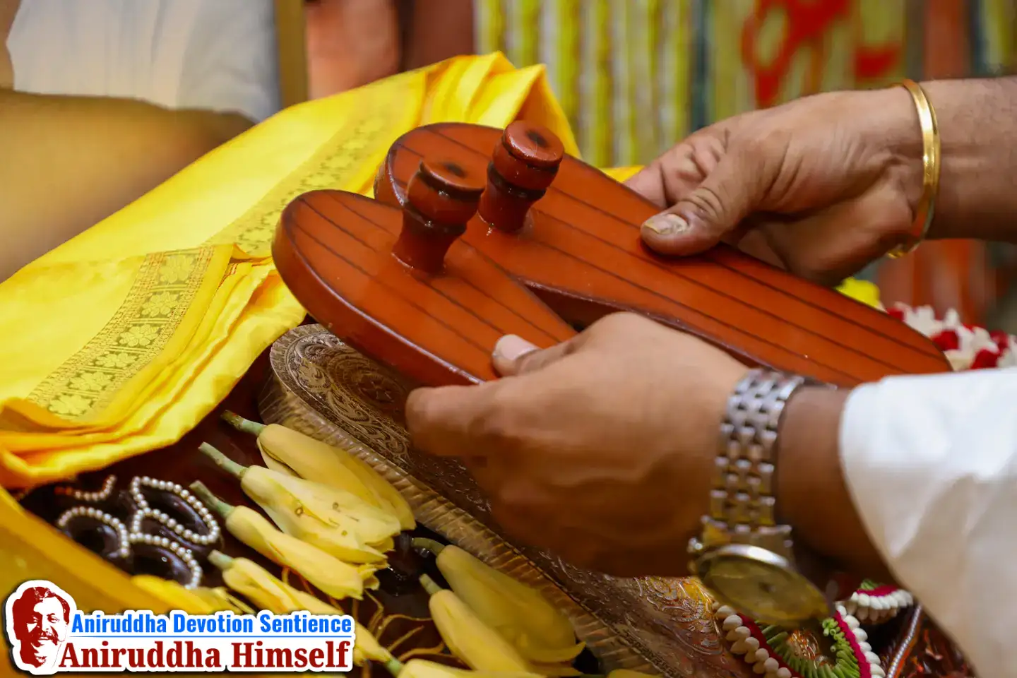 Charansparsha of Sadguru Shree Aniruddha Bapu in the form of Krupachaitanya Paduka to the Chinmay Padukas