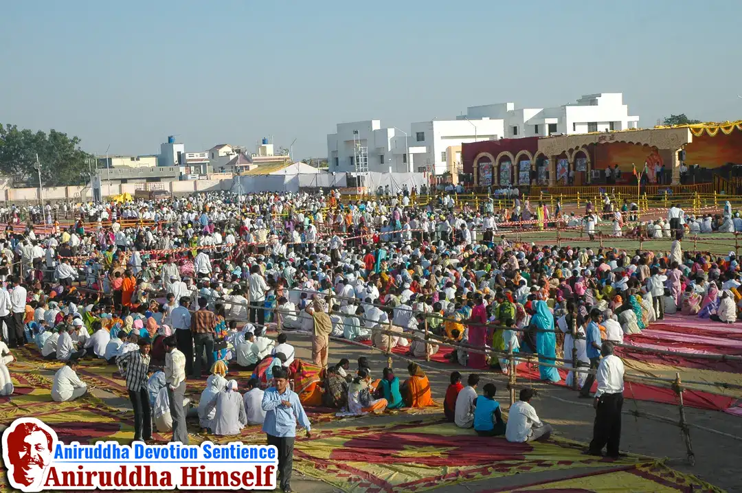 Sea of devotees at Dhule during Sadguru Shree Aniruddha Bapu's visit in 2007