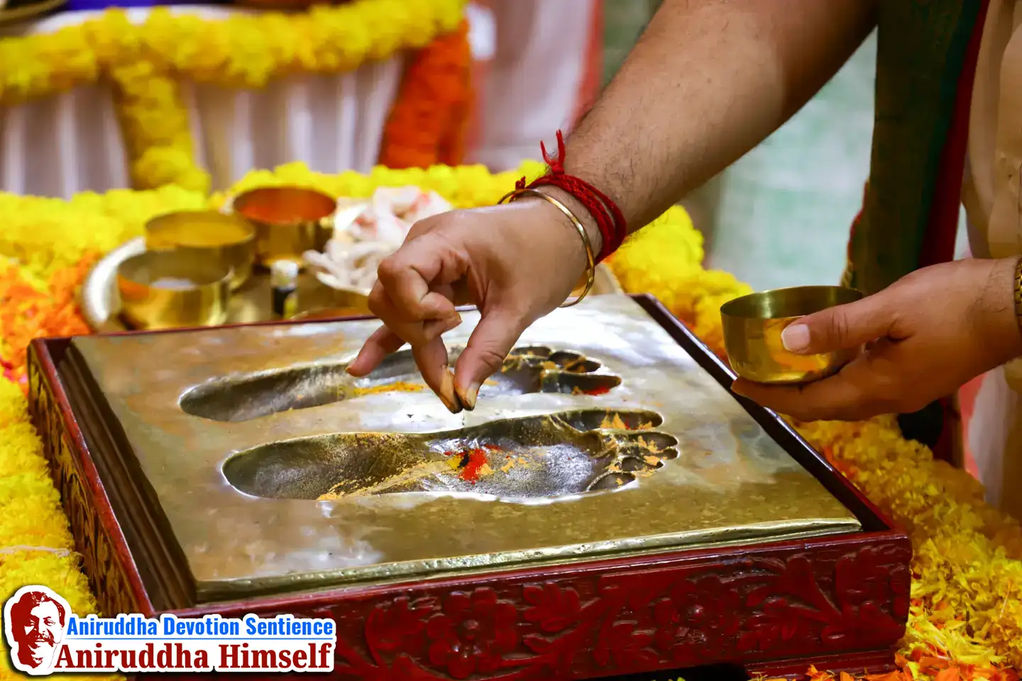 Aniruddha Bapu Padhchinha Darshan
