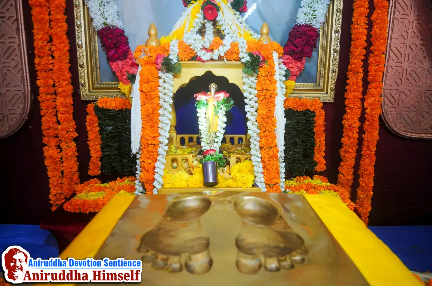 Aniruddha Bapu Padhchinha Darshan