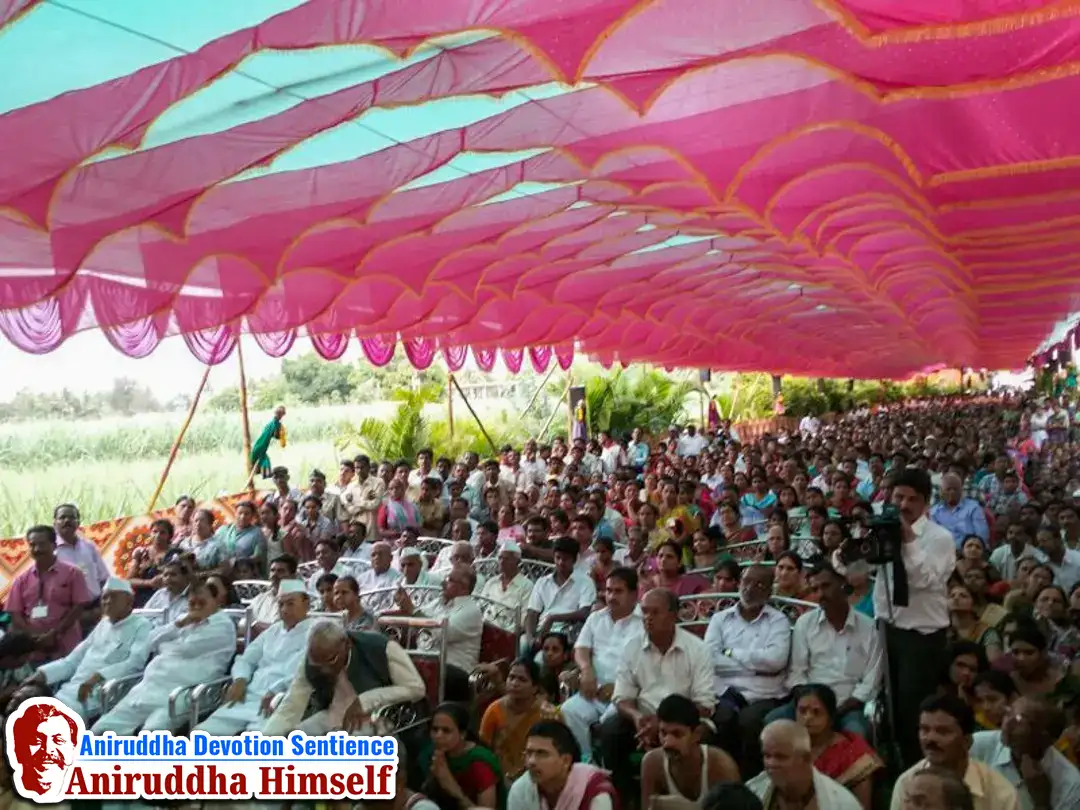 Devotees gather at Sangli during Sadguru Shree Aniruddha Bapu's visit in 2013