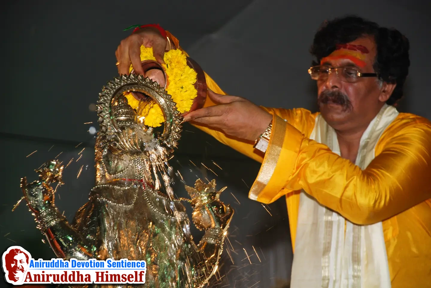Sadguru Aniruddha Bapu immersed in perfroming poojans of different utsavs