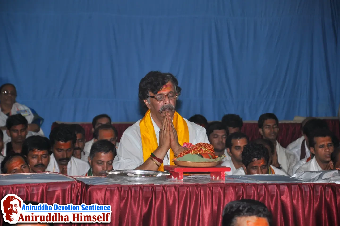 Sadguru Aniruddha Bapu immersed in perfroming poojans of different utsavs