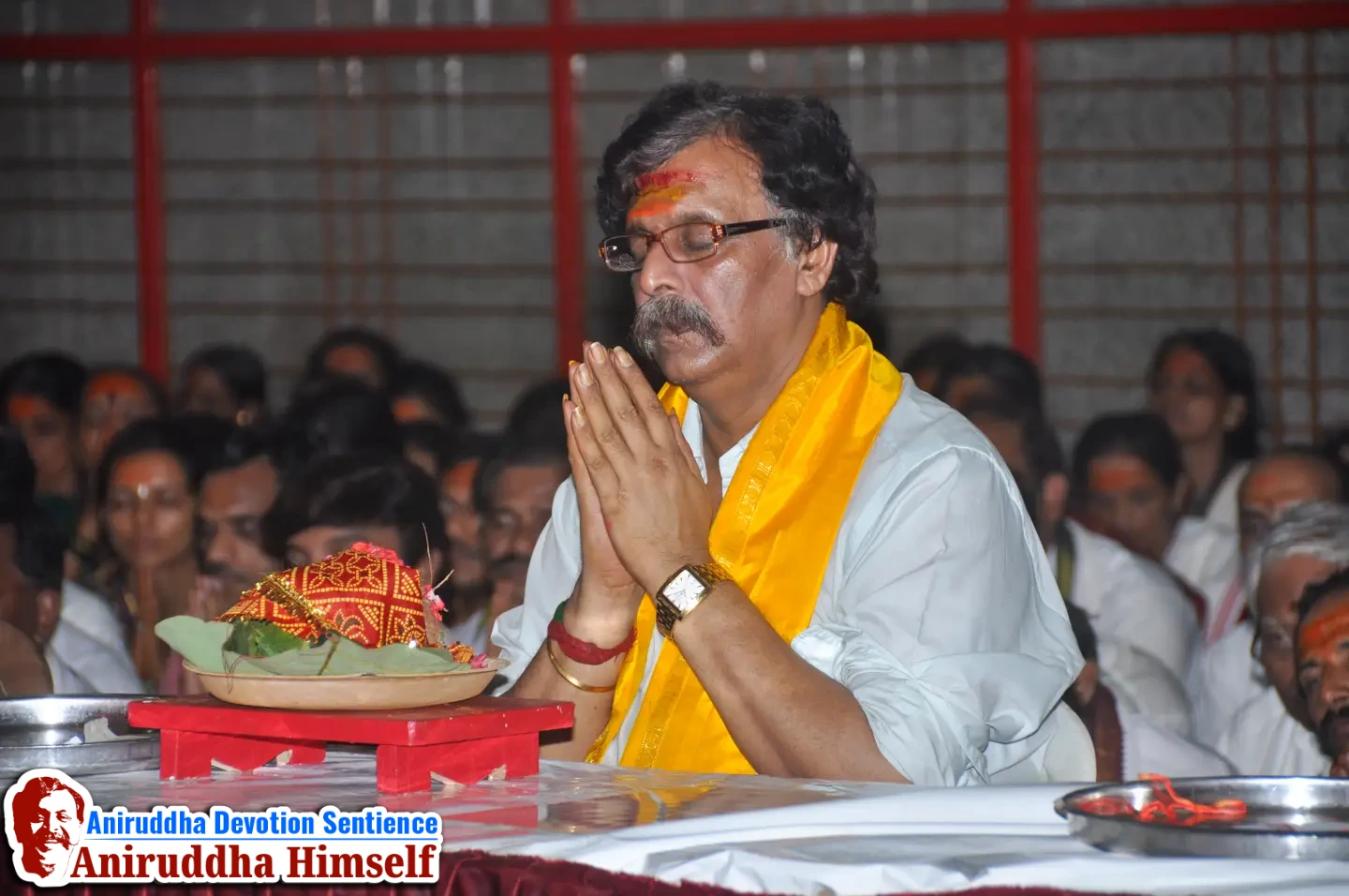 Sadguru Aniruddha Bapu immersed in perfroming poojans of different utsavs