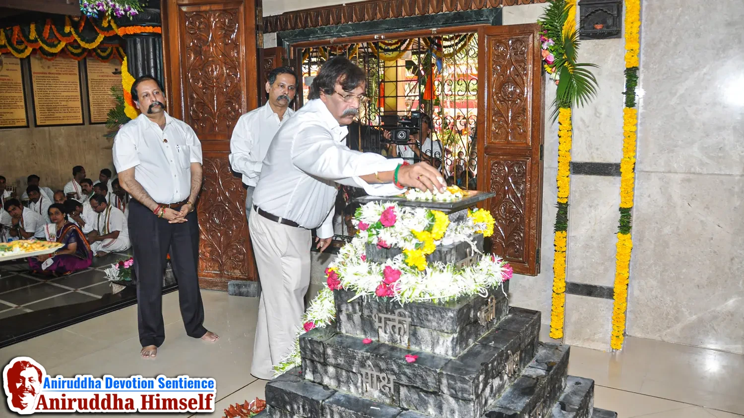 Sadguru Aniruddha Bapu immersed in perfroming poojans of different utsavs