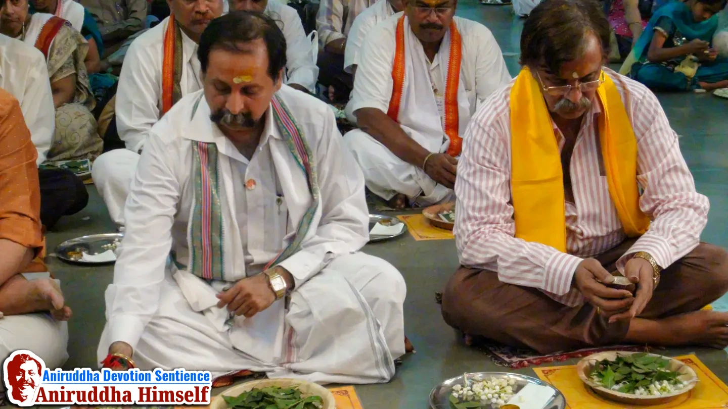Sadguru Aniruddha Bapu immersed in perfroming poojans of different utsavs
