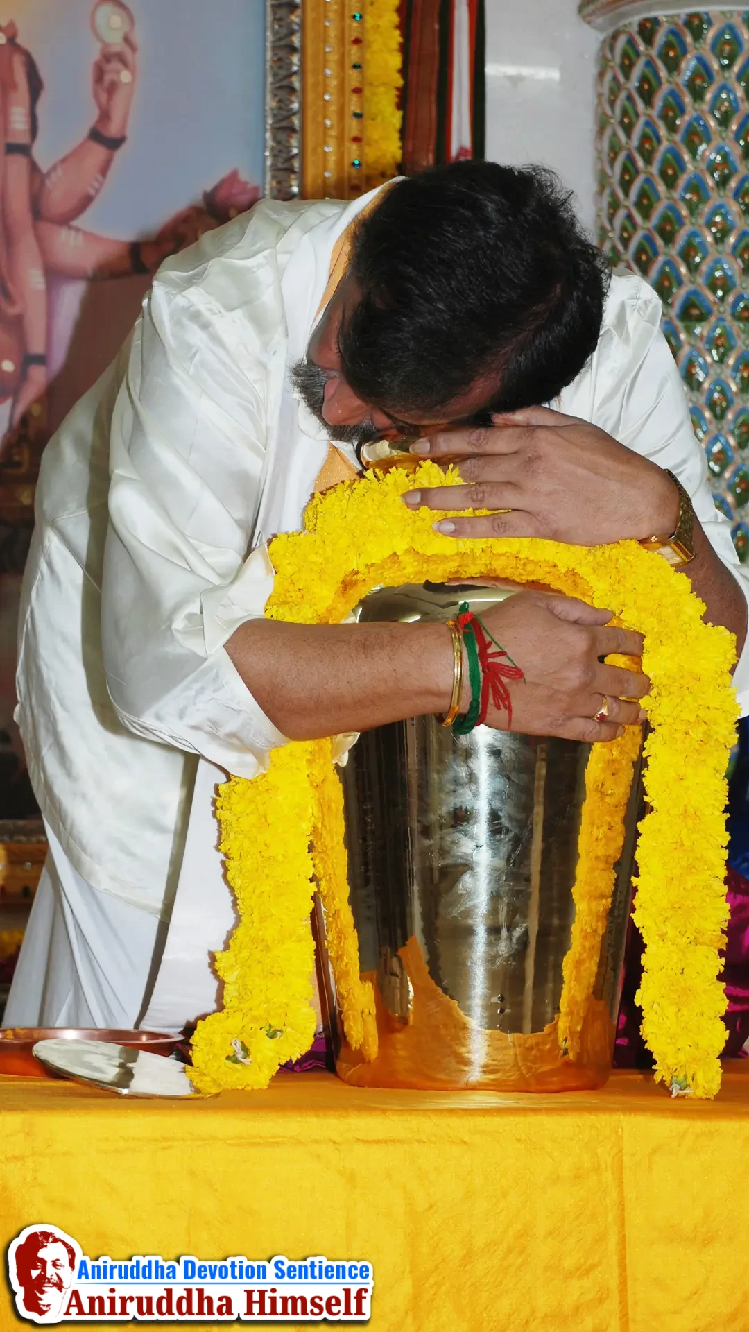 Sadguru Shree Aniruddha Bapu’s heartfelt and emotional moments after Haridra were opened to everyone at ShreeGurukshetram, Khar W.