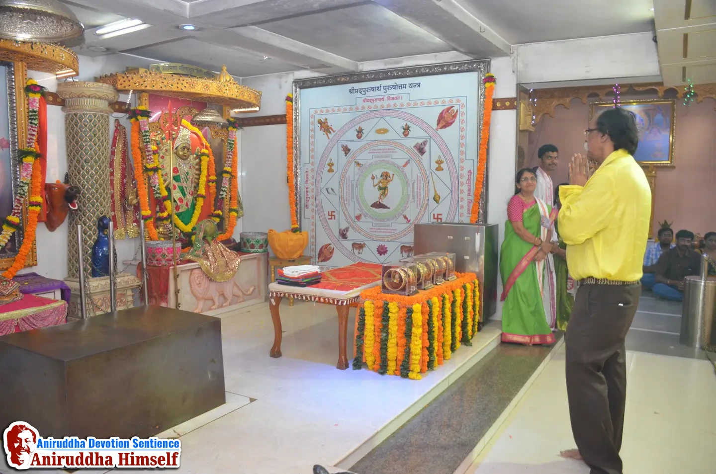 Aniruddha Bapu and his Panchaguru's (Five Guru's)