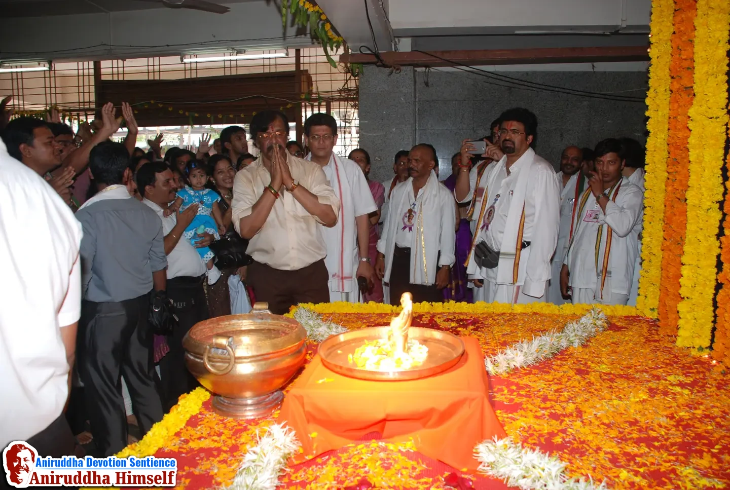 Aniruddha Bapu and his Panchaguru's (Five Guru's)