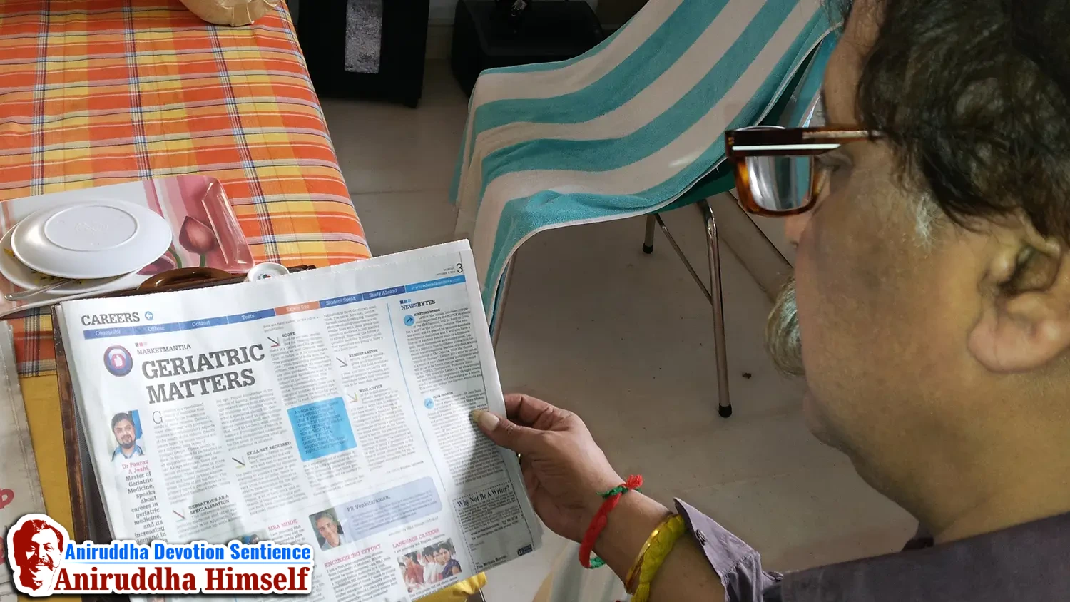 Sadguru Aniruddha Bapu reading the newspaper article on his son Dr. Pauras Joshi