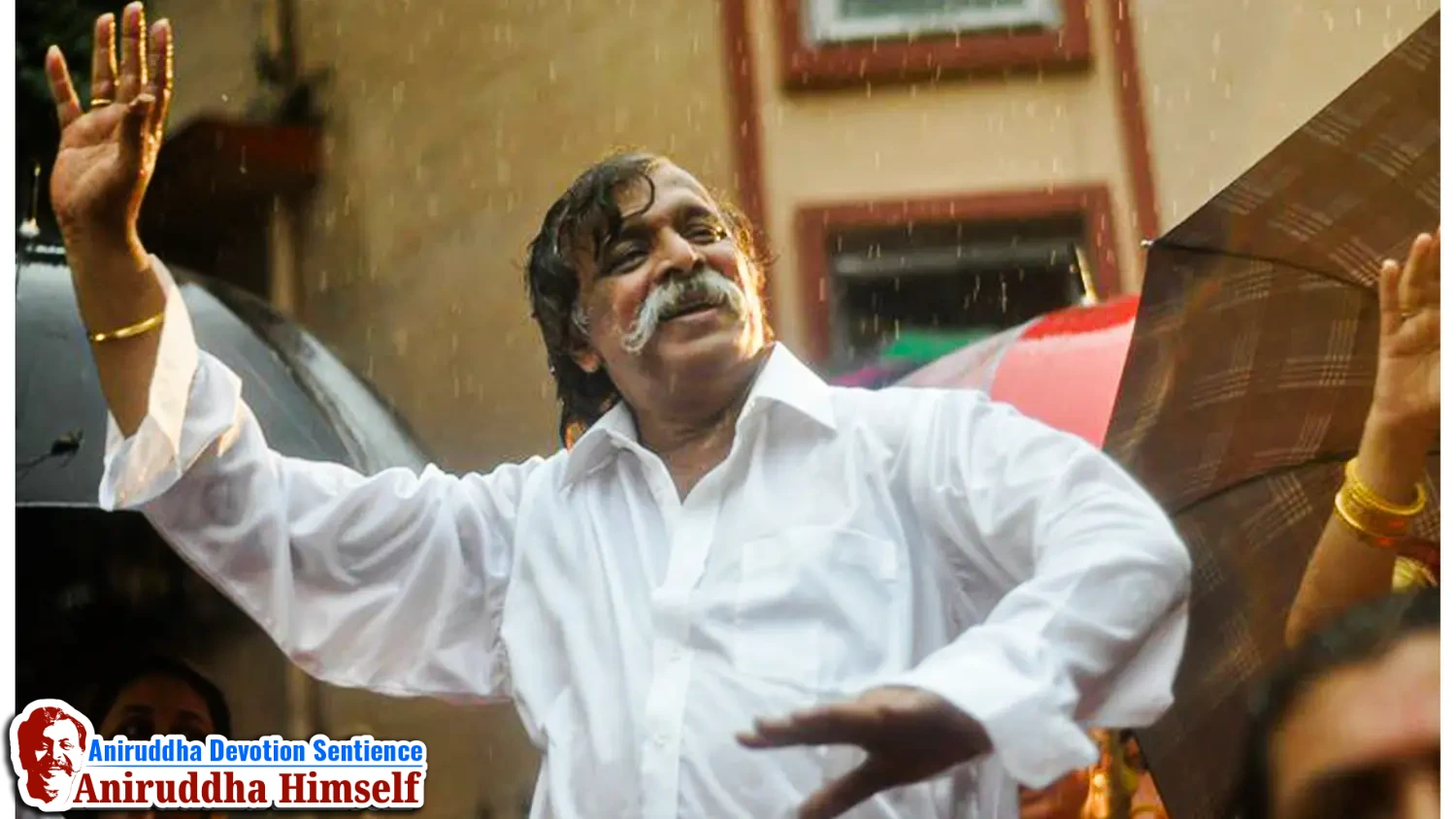 Sadguru Aniruddha Bapu enjoying during Ganesh Punarmilap ceremony