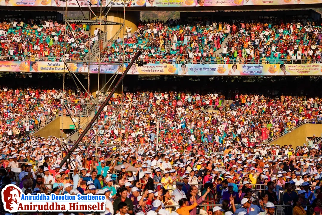 Shraddhavans gather together at the devotional event of Aniruddha Bhaktibhav Chaitanya held at D.Y.Patil Stadium, Navi Mumbai in December 2019