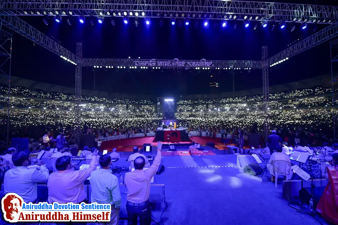 Shraddhavans enjoying Aniruddha Bhaktibhav Chaitanya event held at D.Y.Patil Stadium, Navi Mumbai in December 2019