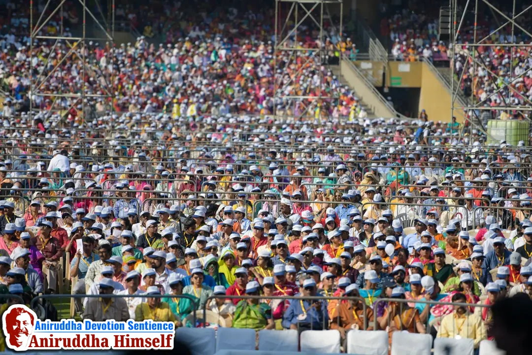Shraddhavans gather together at the devotional event of Aniruddha Bhaktibhav Chaitanya held at D.Y.Patil Stadium, Navi Mumbai in December 2019
