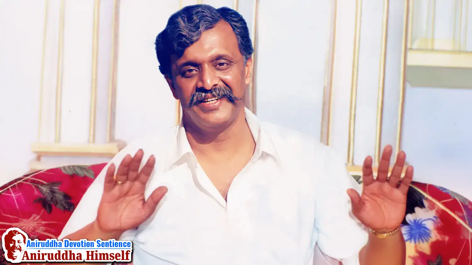 Sadguru Shree Aniruddha Bapu calmly blessing Shraddhavans in abundance