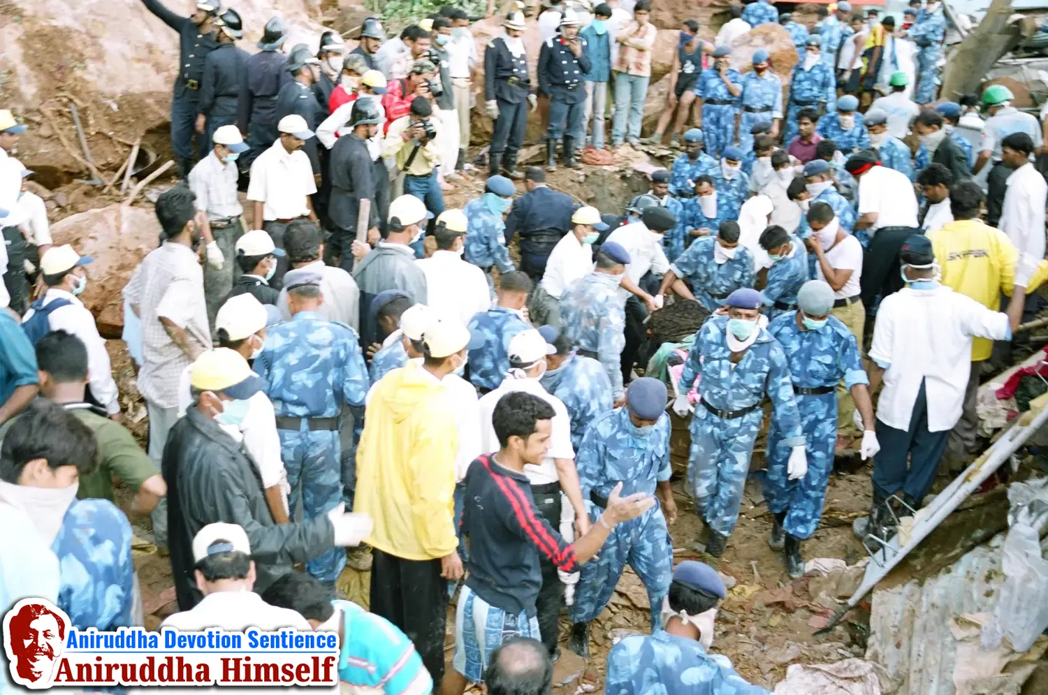 AADM DMVs helping the common people during Sakinaka Landslide during 26th July 2005 Heavy Rain Disaster