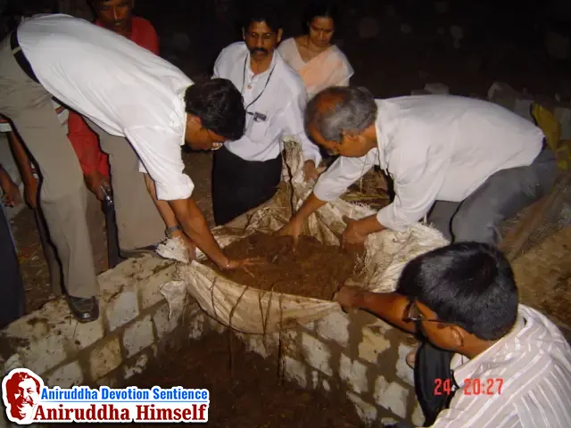 Vermiculture Project under Aniruddha's Academy of Disaster Management