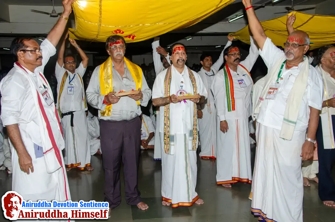 Sadguru Shree Aniruddha Bapu performing Shree Trivikram MahaPoojan at Shree Harigurugram on the occasion of Guru Pournima
