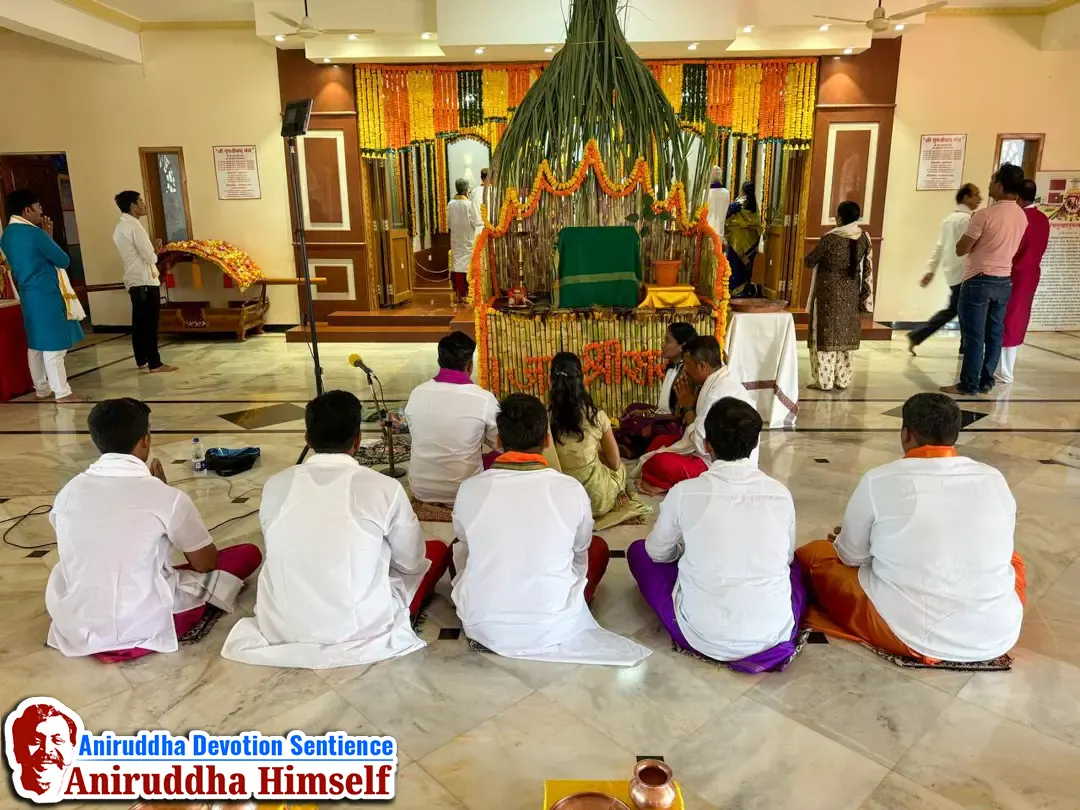 Poojan performed on the occasion of Shree Hanuman Pournima at Atulitbaldham, Ratnagiri