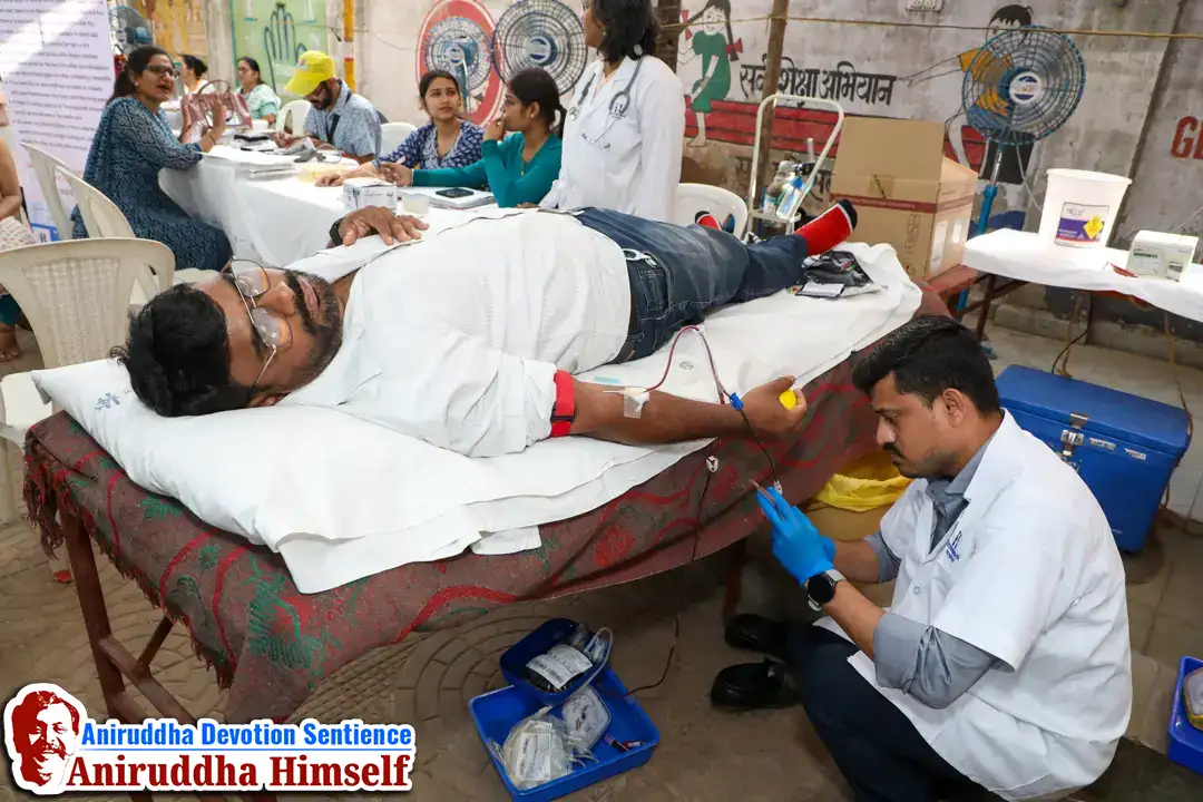 Shraddhavans donating blood during the Mega Blood Donation Camp at Shree Harigurugram, Bandra