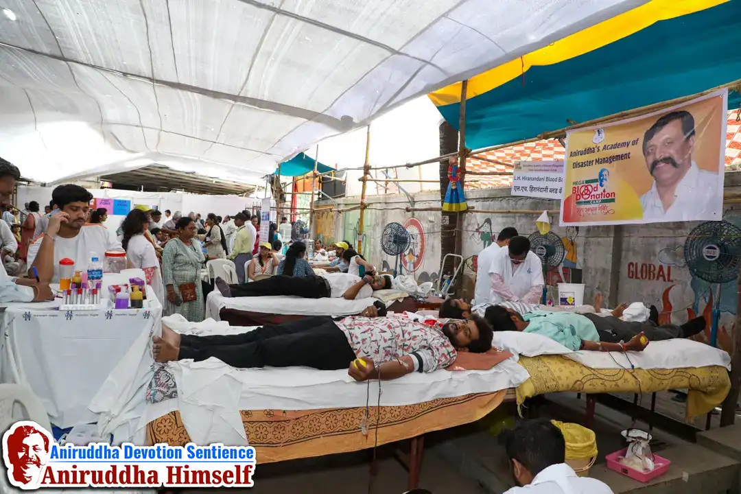 Shraddhavans donating blood during the Mega Blood Donation Camp at Shree Harigurugram, Bandra