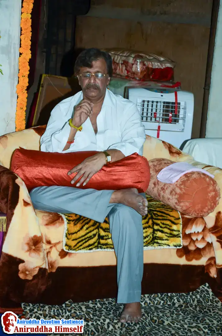 During Shree Aadyapipa Samadhi Sthanam Sohala, the air resonates with divine Gajar — soul-stirring devotional compositions by Shree Aadyapipa, offered with deep reverence to Sadguru Shree Aniruddha Bapu.