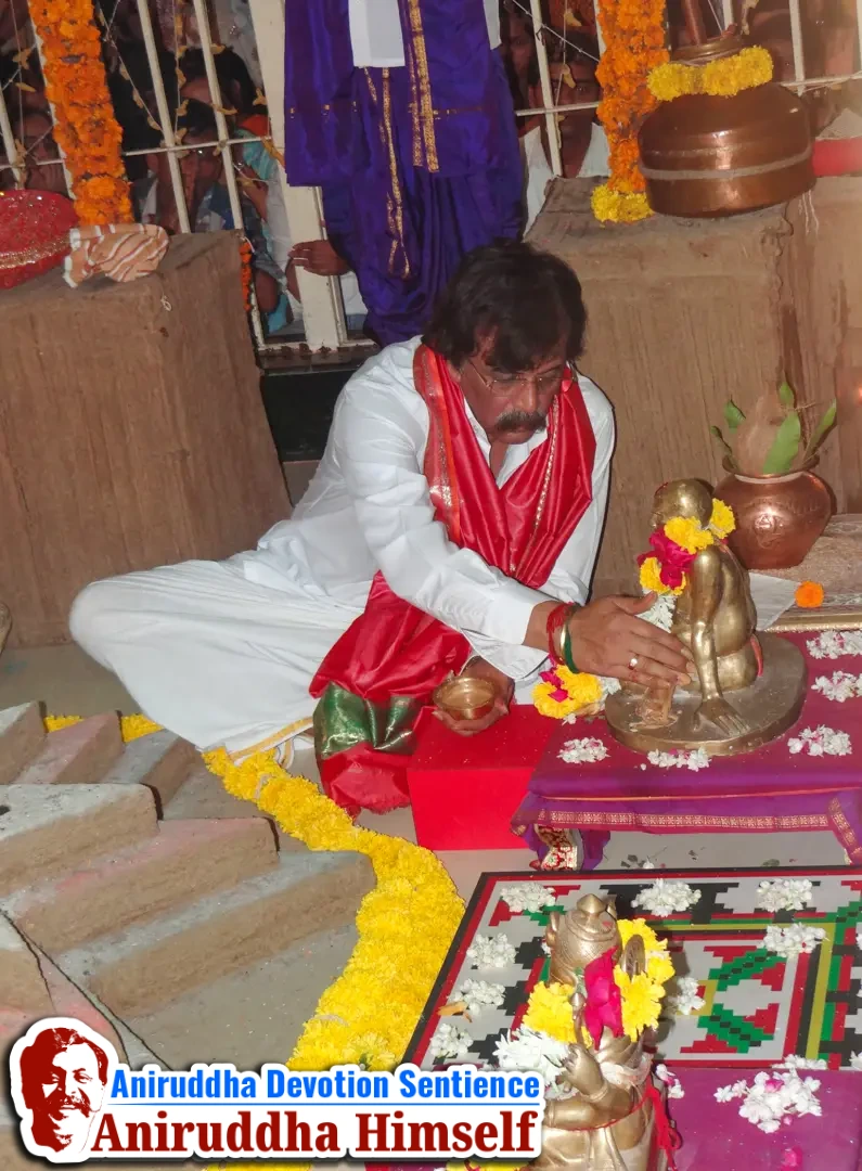 Sadguru Shree Aniruddha Bapu performing Swastikshem Tapascharya at Shree Gurukshetram
