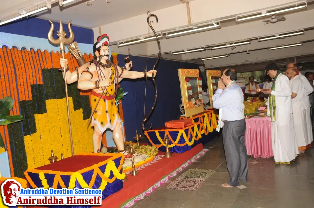 Poojan of Bhagwan Shree Kiratrudra is performed during the auspicious Aniruddha Pournima Utsav at Shree Harigurugram