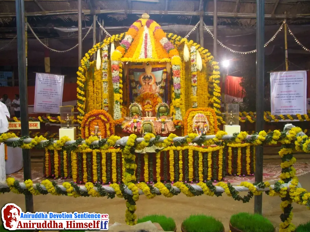 Devata's at Shree Avdhoot Chintan Utsav