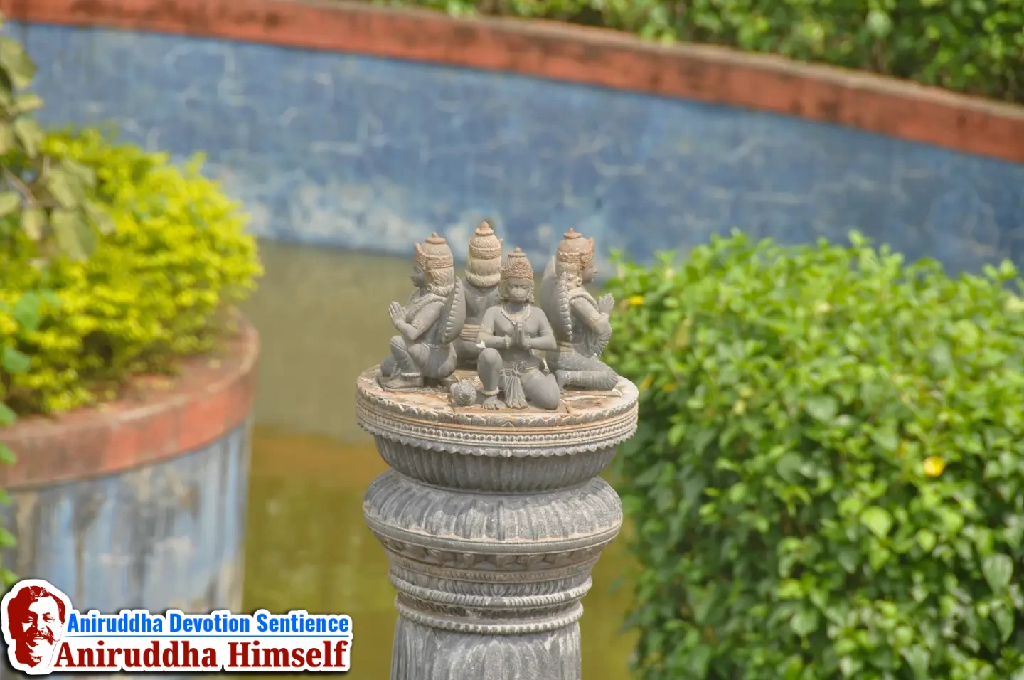 Garud Stambh at Shree Govidyapeetham