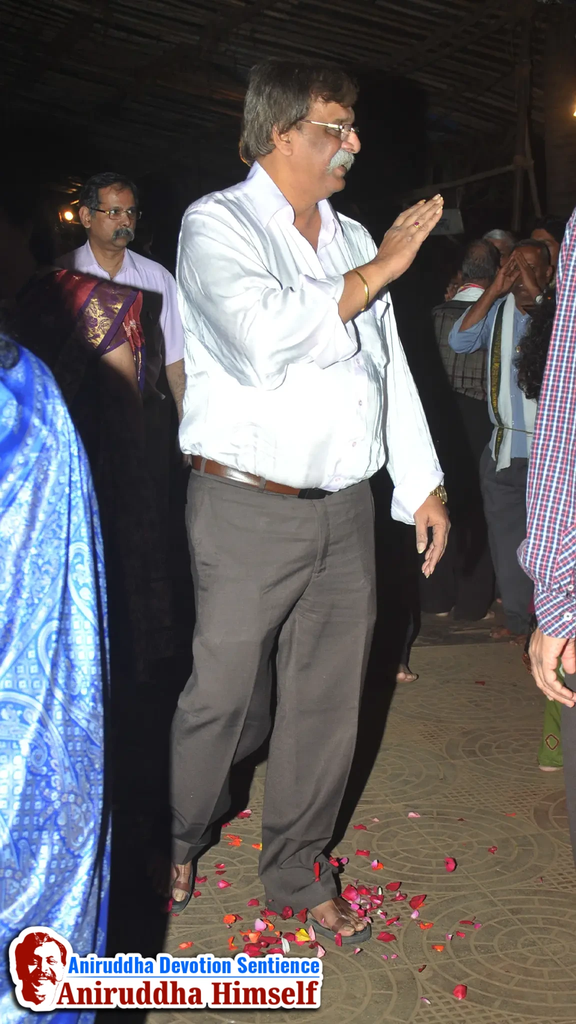 Sadguru Aniruddha Bapu's arrival at Shree Harigurugram