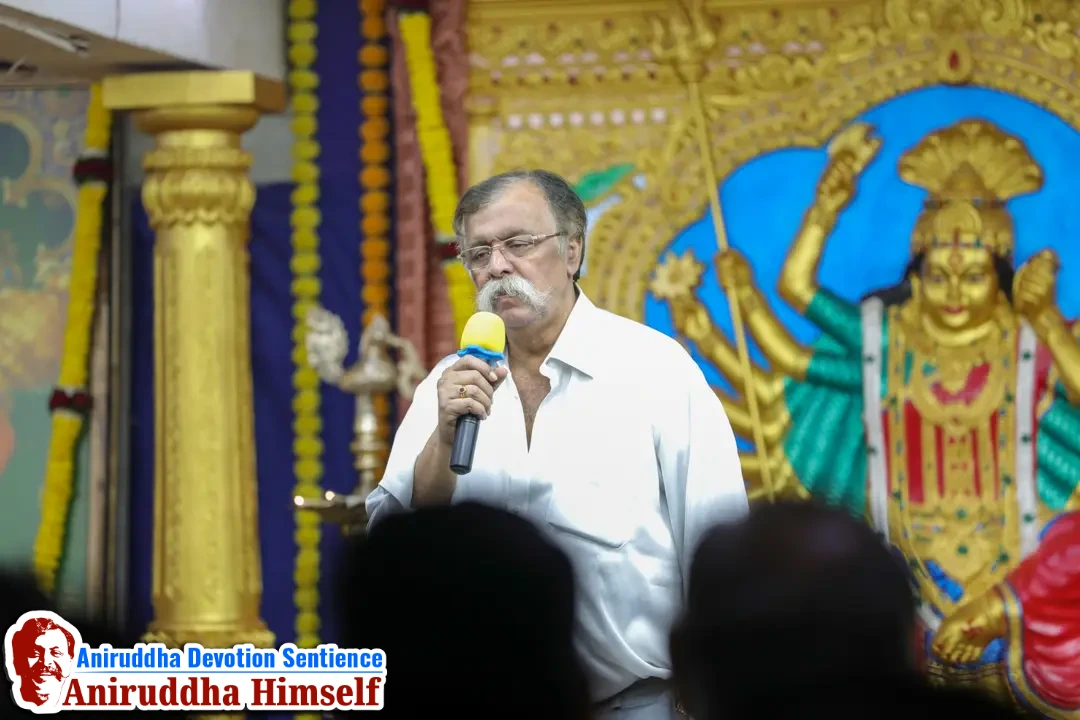 Sadguru Shree Aniruddha Bapu delivering discourse on Thursdays at Shreeharigurugram.