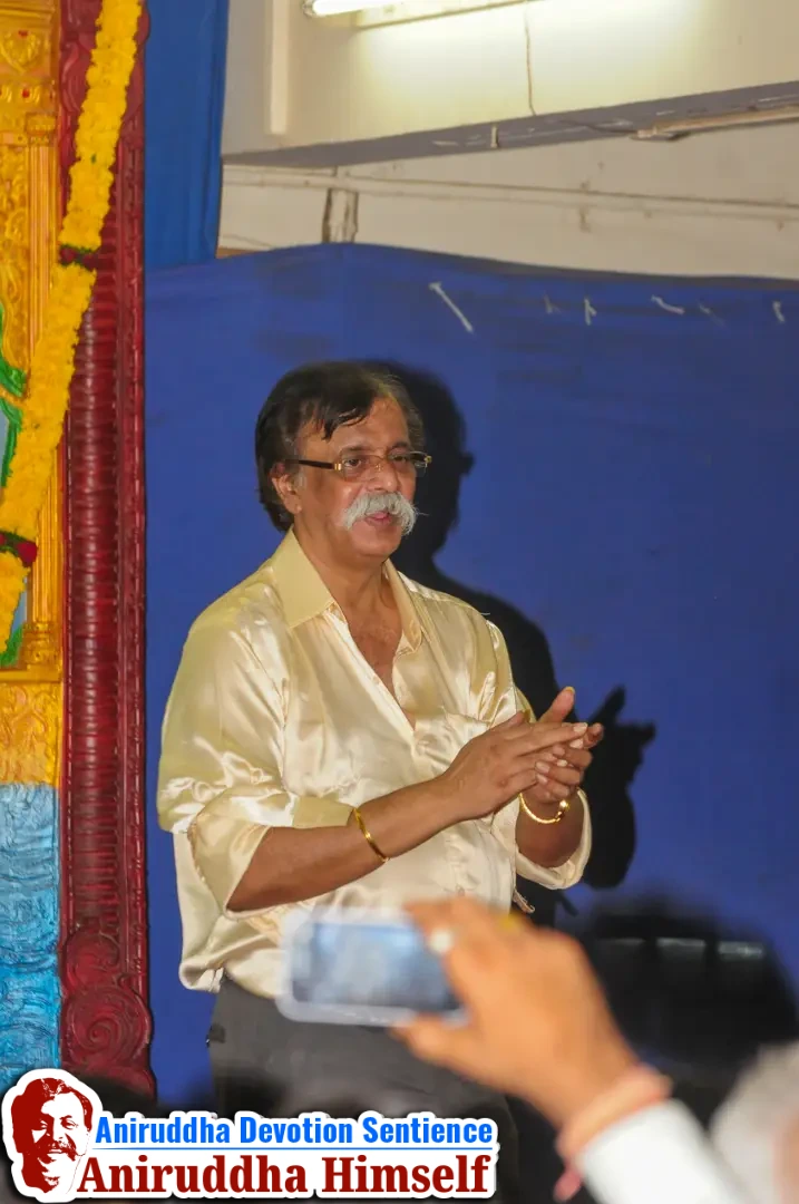 Aniruddha Bapu's darshan at Shree Harigurugram
