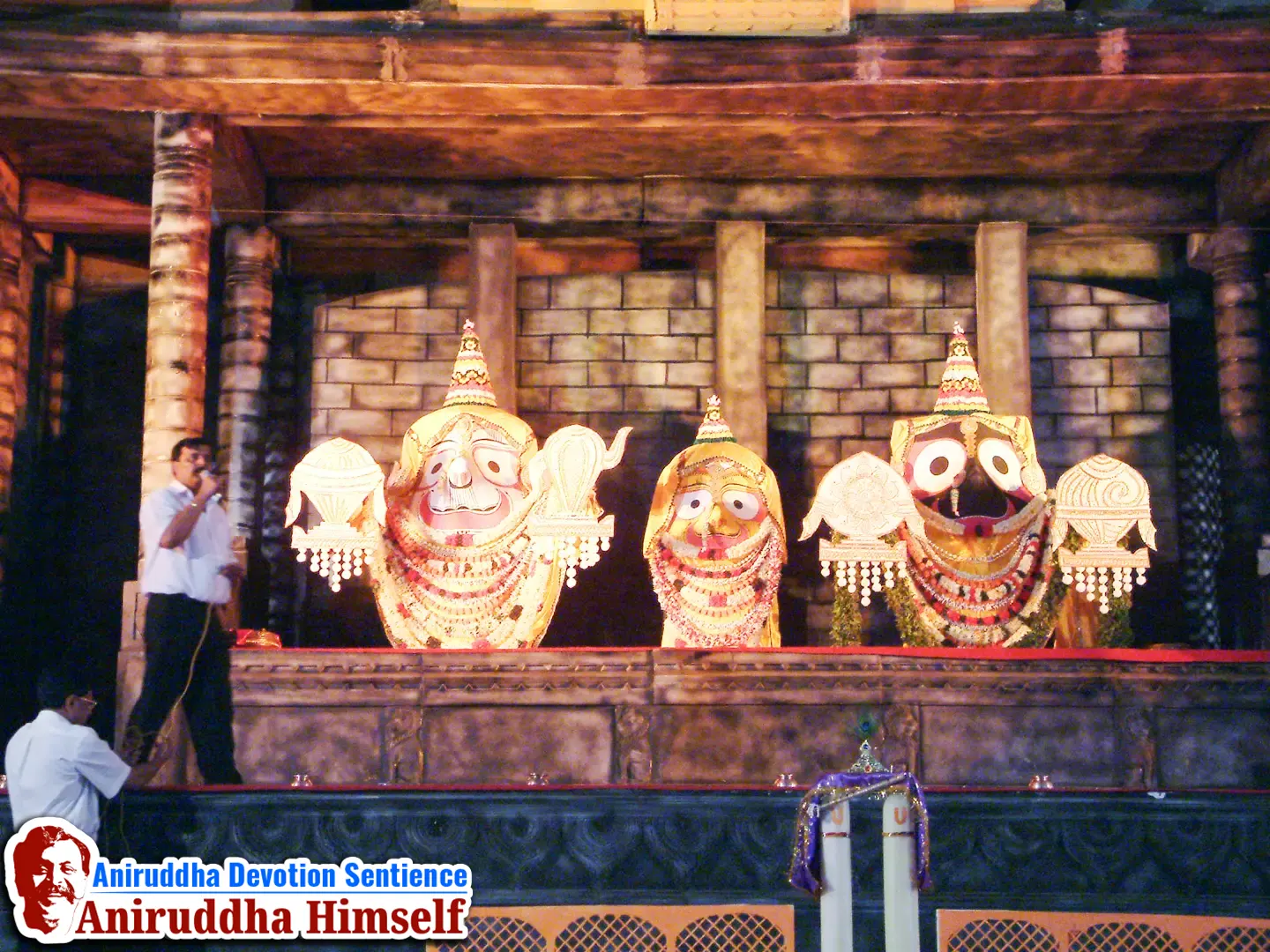 Jagannath Puri idols during Shree Jagannath Ashtatirthadham Mahotsav in the year 2003