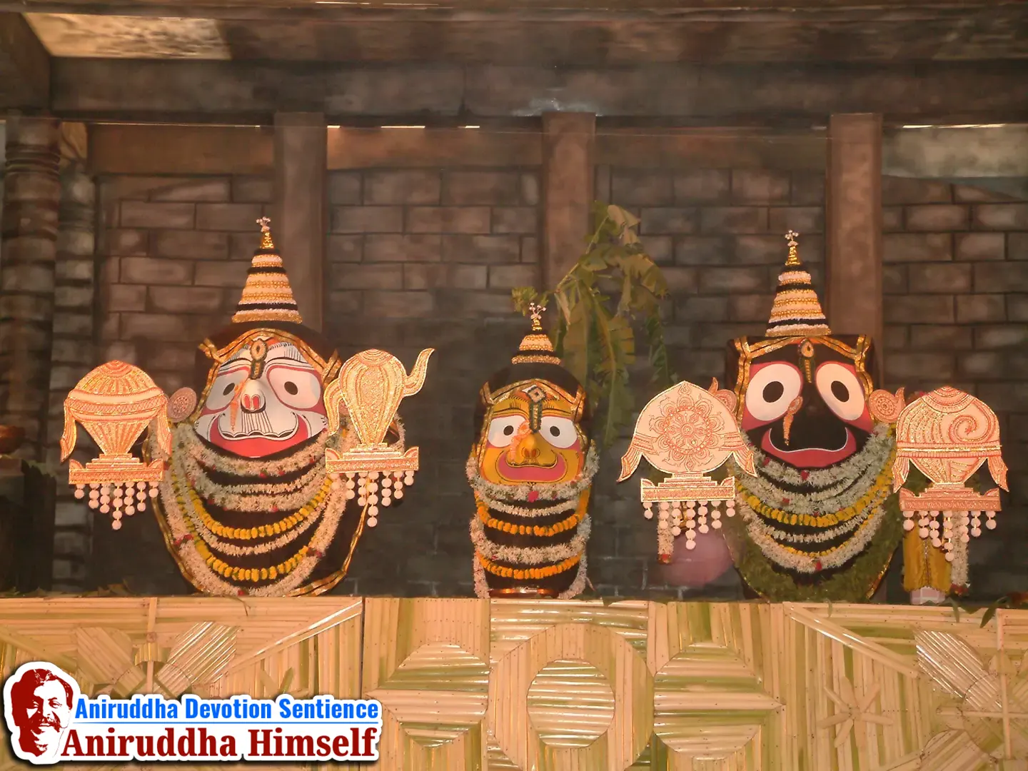 Jagannath Puri idols during Shree Jagannath Ashtatirthadham Mahotsav in the year 2003