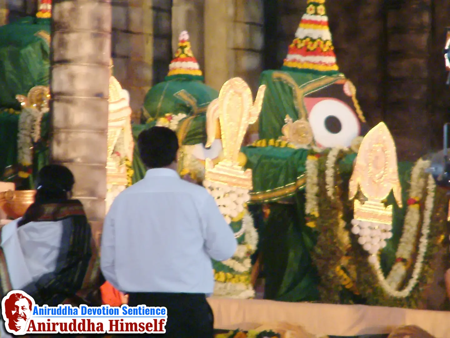 Jagannath Puri idols during Shree Jagannath Ashtatirthadham Mahotsav in the year 2003