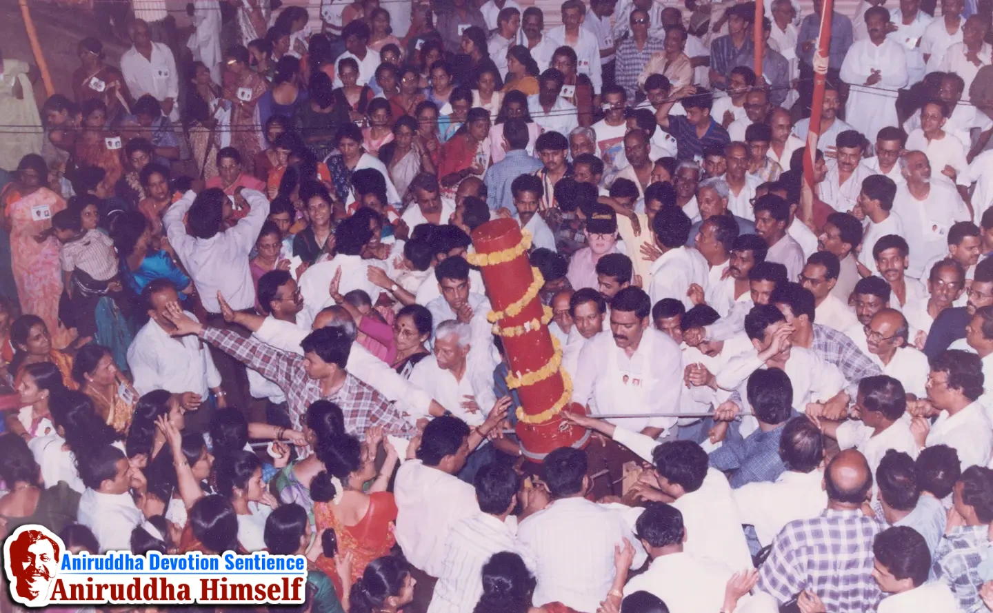 Sadguru Shree Aniruddha Bapu at Shree Kshetra Mangeshi and Shantadurga Goa Rasyatra in the year 1999