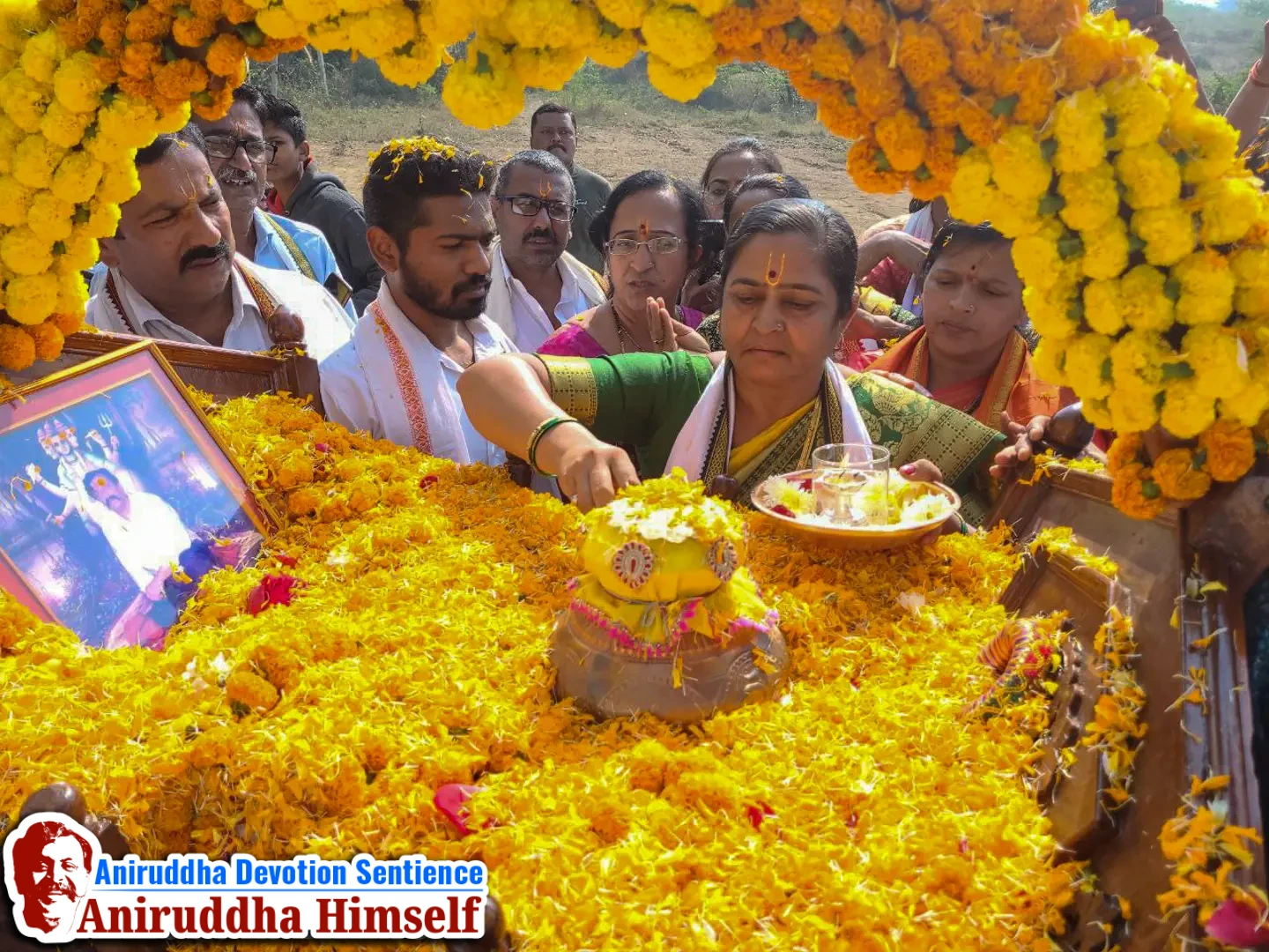 Shraddhavans attending the Udikumbh Palkhi Sohla on the occasion of Shree Dattajayanti, at Sadguru Punyakshetram, Amalner