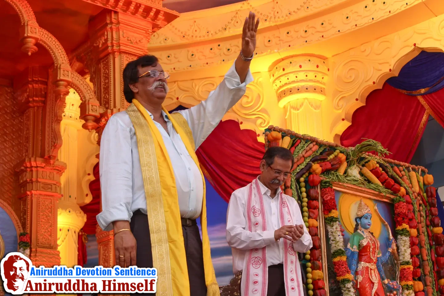 Sadguru Shree Aniruddha Bapu on main stage during the Shree Shwasam Utsav held at Shree Harigurugram in 2015