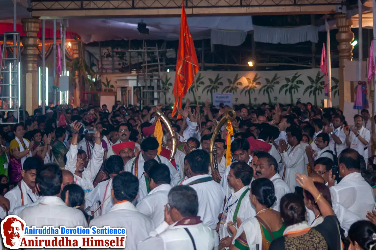 Shraddhavans attending Ganga Avataran ceremony during Shree Varada Chandika Prasannotsav by Sadguru Shree Aniruddha Bapu