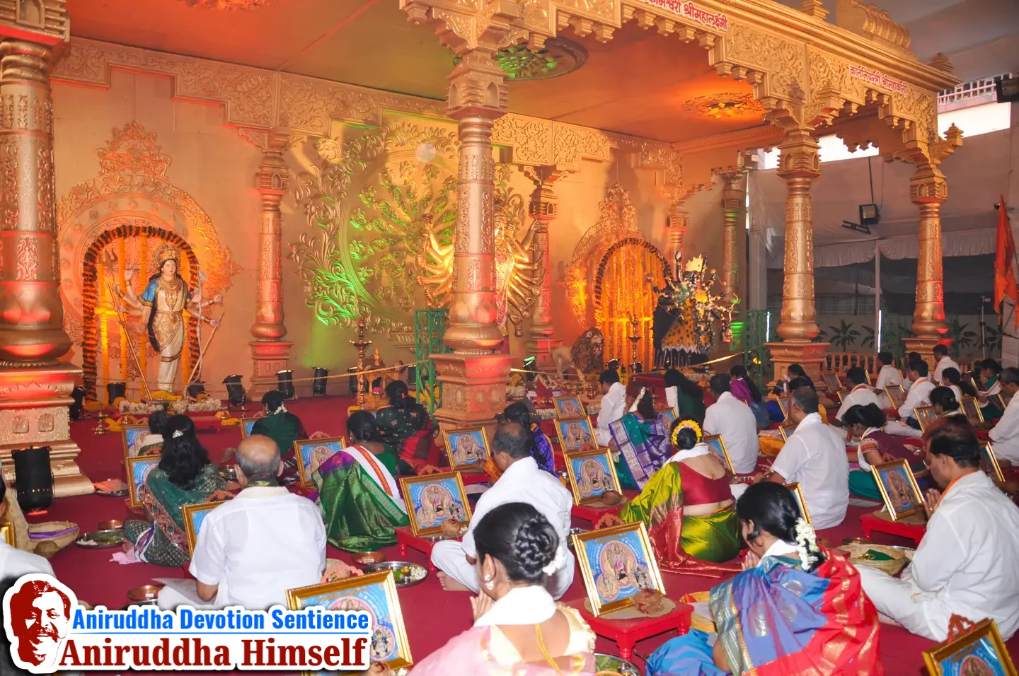 Shraddhavans perform Mahapoojan of the three sublime forms of Mahishasurmardini - Akhil Kameshwari, Kaalniyantri and Arogyabhavani during Shree Varada Chandika Prasannotsav at Shree Harigurugram in 2011.