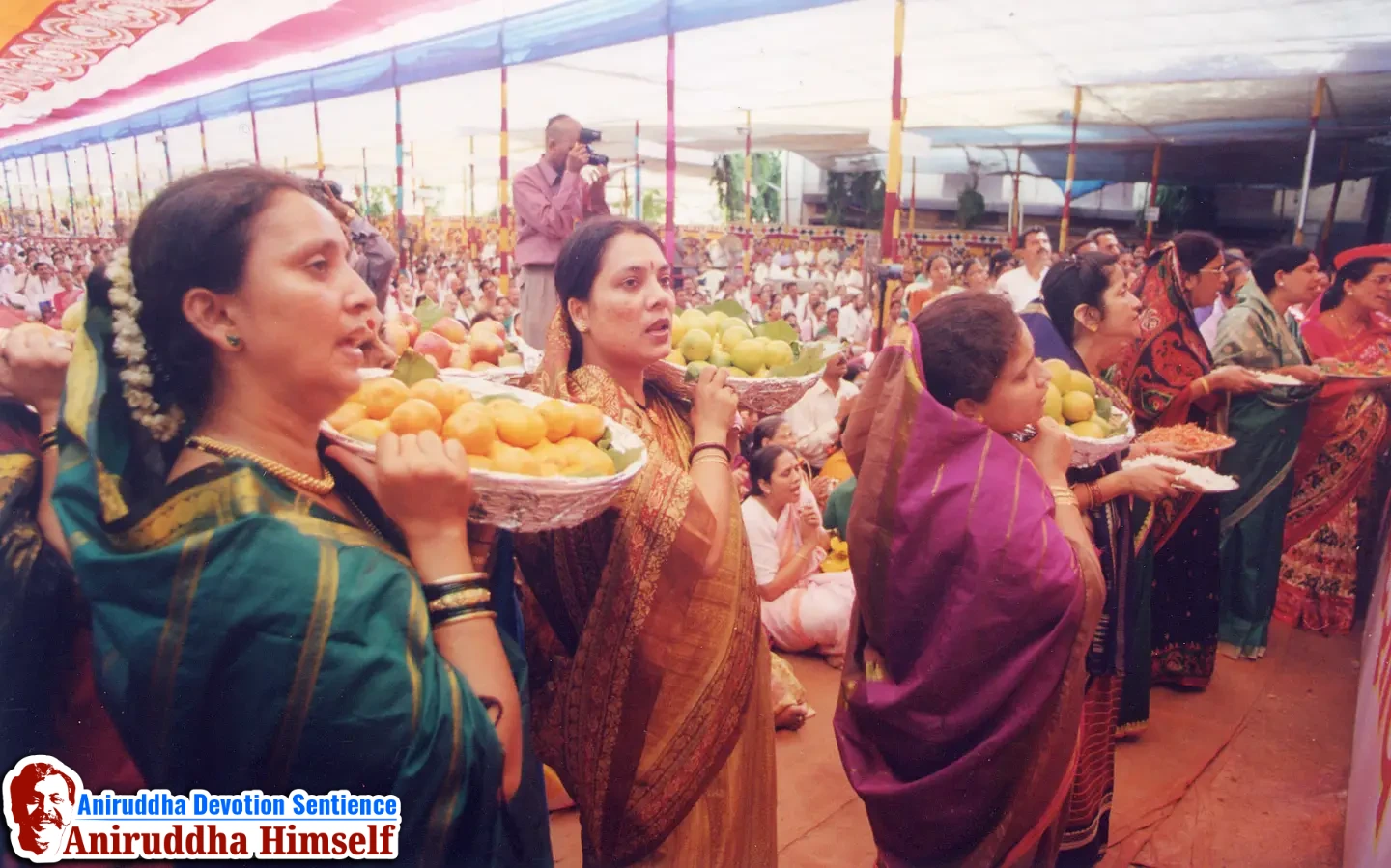 Mahabhog offered to Shree Venkatesh, during Shree Venkatesh Saptakoti Jap held as per the guidance of Sadguru Shree Aniruddha Bapu in the year 2000