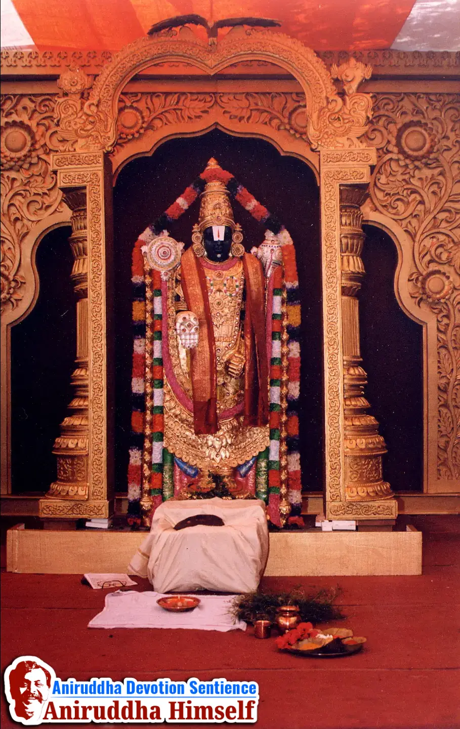 7-foot-tall idol of Shree Venkatesh, an exact replica of Tirupati, was made during 'Shree Venkatesh Saptakoti Jap' Utsav held in the year 2000