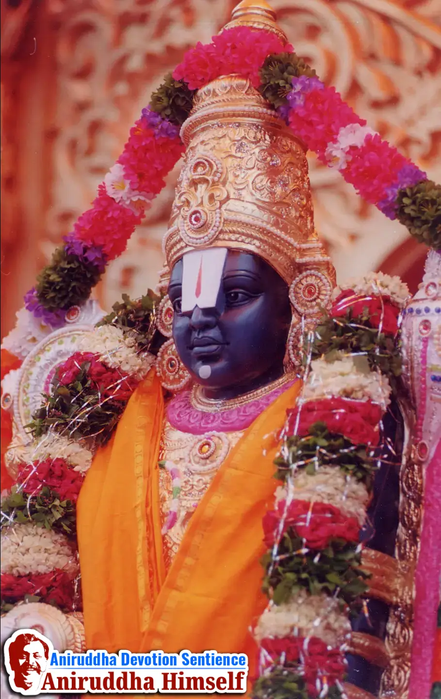 7-foot-tall idol of Shree Venkatesh, an exact replica of Tirupati, was made during 'Shree Venkatesh Saptakoti Jap' Utsav held in the year 2000