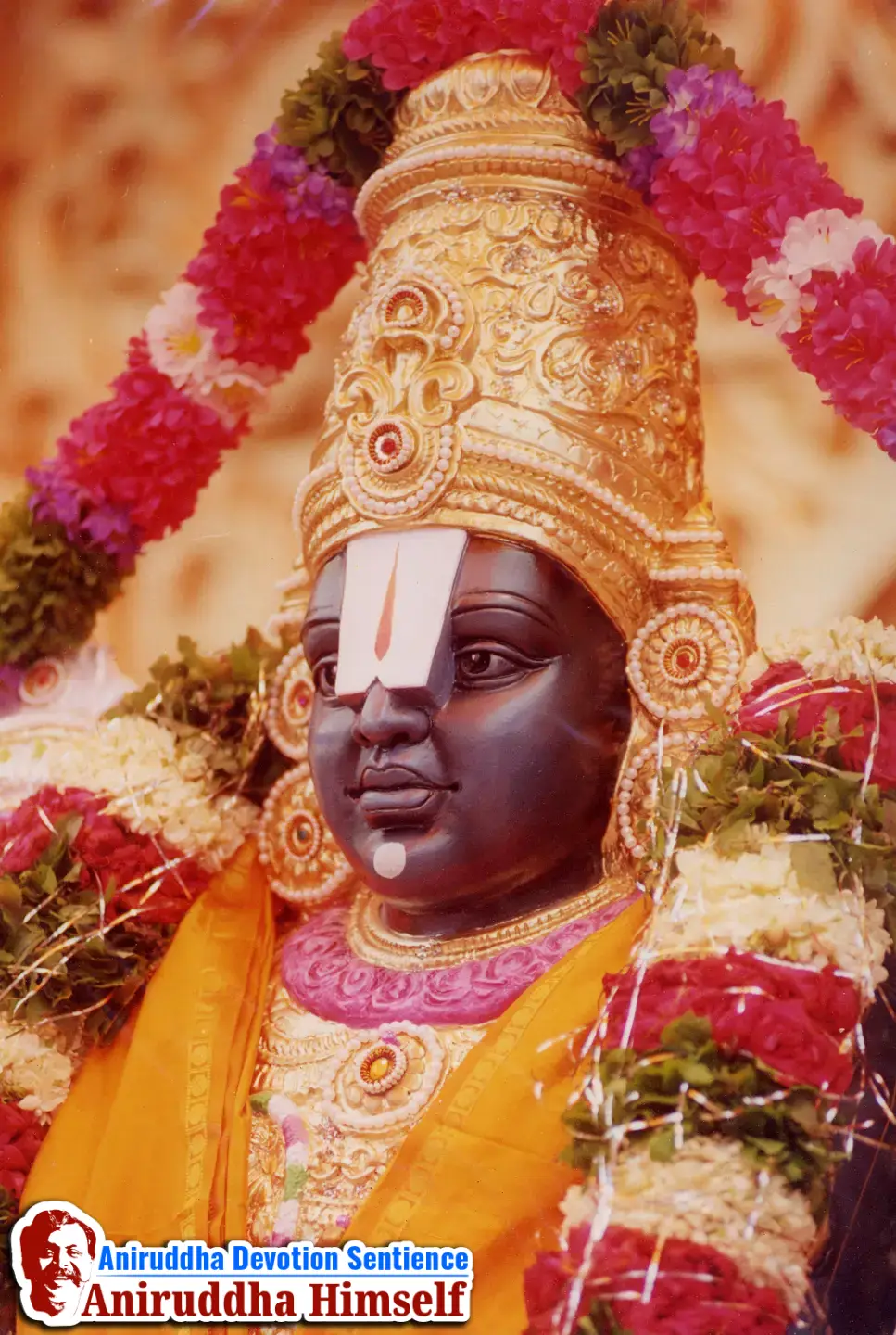 7-foot-tall idol of Shree Venkatesh, an exact replica of Tirupati, was made during 'Shree Venkatesh Saptakoti Jap' Utsav held in the year 2000