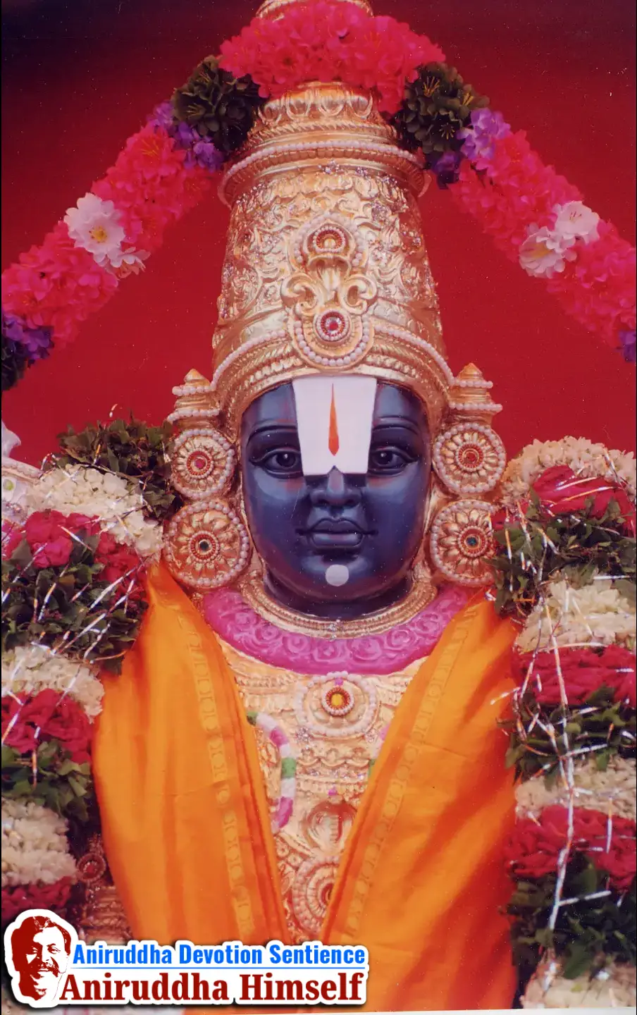 7-foot-tall idol of Shree Venkatesh, an exact replica of Tirupati, was made during 'Shree Venkatesh Saptakoti Jap' Utsav held in the year 2000