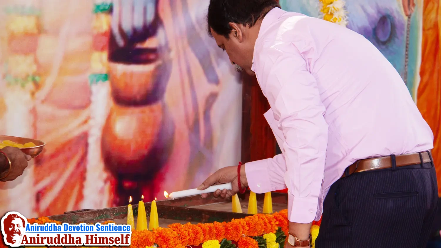 Sadguru Shree Aniruddha Bapu lightening the Sudeep during utsavs at Shree Harigurugram