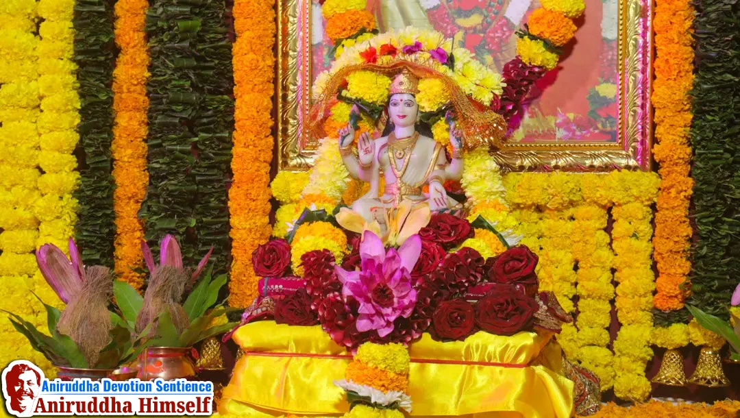 Mata Vaibhavlakshmi on the occasion of Vaibhavlakshmi Utsav at Gurukul, Juinagar